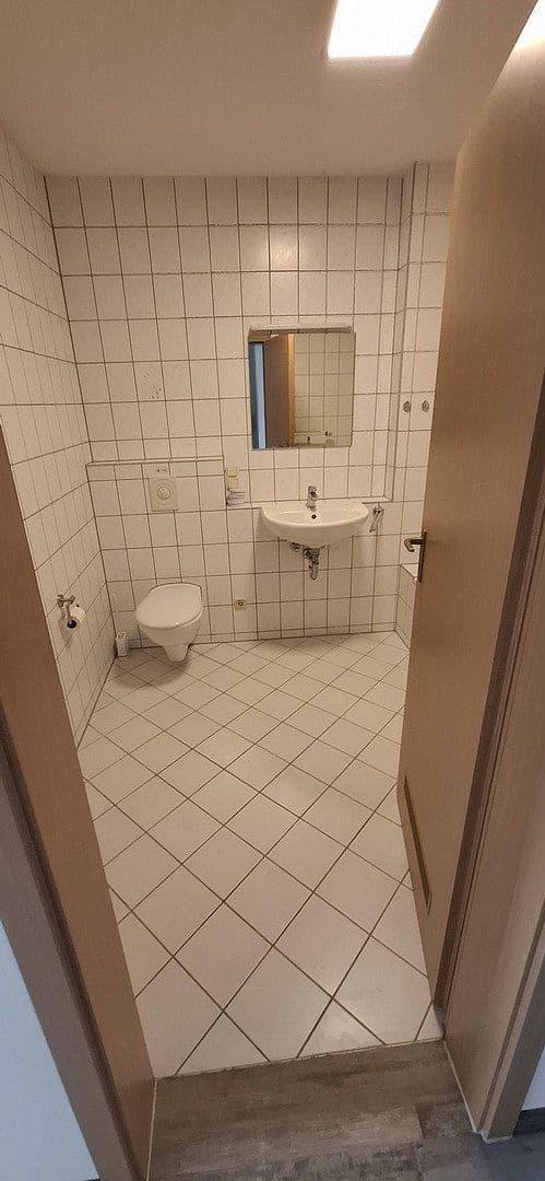 Prenájom bytu 3-izbový 73 m², Bubenreuth, Bavorsko Prenájom bytu 3-izbový 73 m², Bubenreuth, Bavorsko