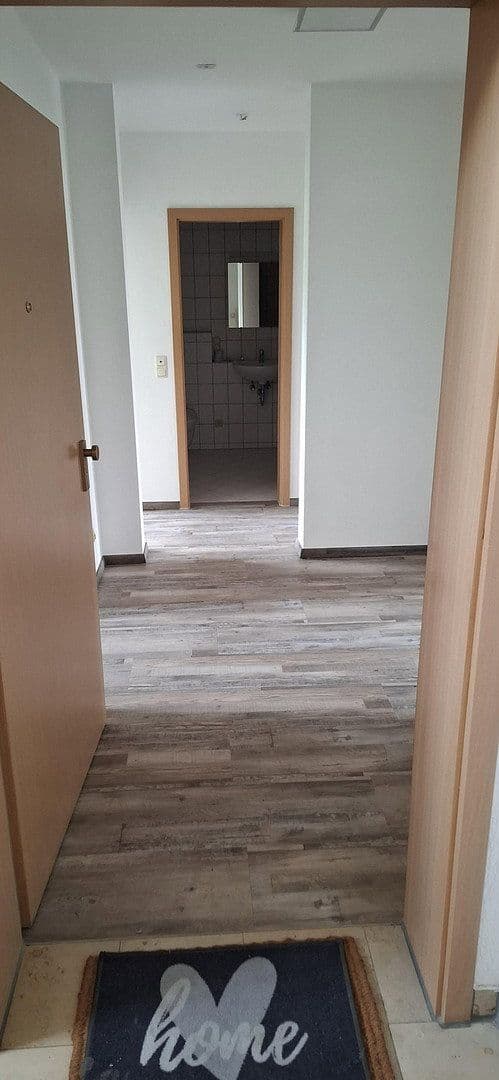 Prenájom bytu 3-izbový 73 m², Bubenreuth, Bavorsko Prenájom bytu 3-izbový 73 m², Bubenreuth, Bavorsko