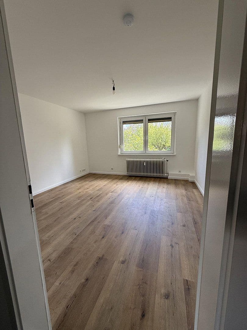 Prenájom bytu 3-izbový 105 m², Scharbeutz, Šlezvicko-Holštajnsko Prenájom bytu 3-izbový 105 m², Scharbeutz, Šlezvicko-Holštajnsko