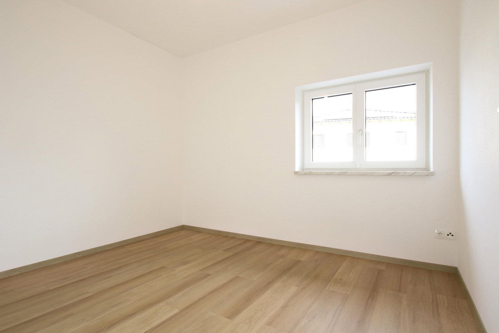 Prenájom bytu 4-izbový 98 m², St.Pölten, Dolné Rakúsko Prenájom bytu 4-izbový 98 m², St.Pölten, Dolné Rakúsko