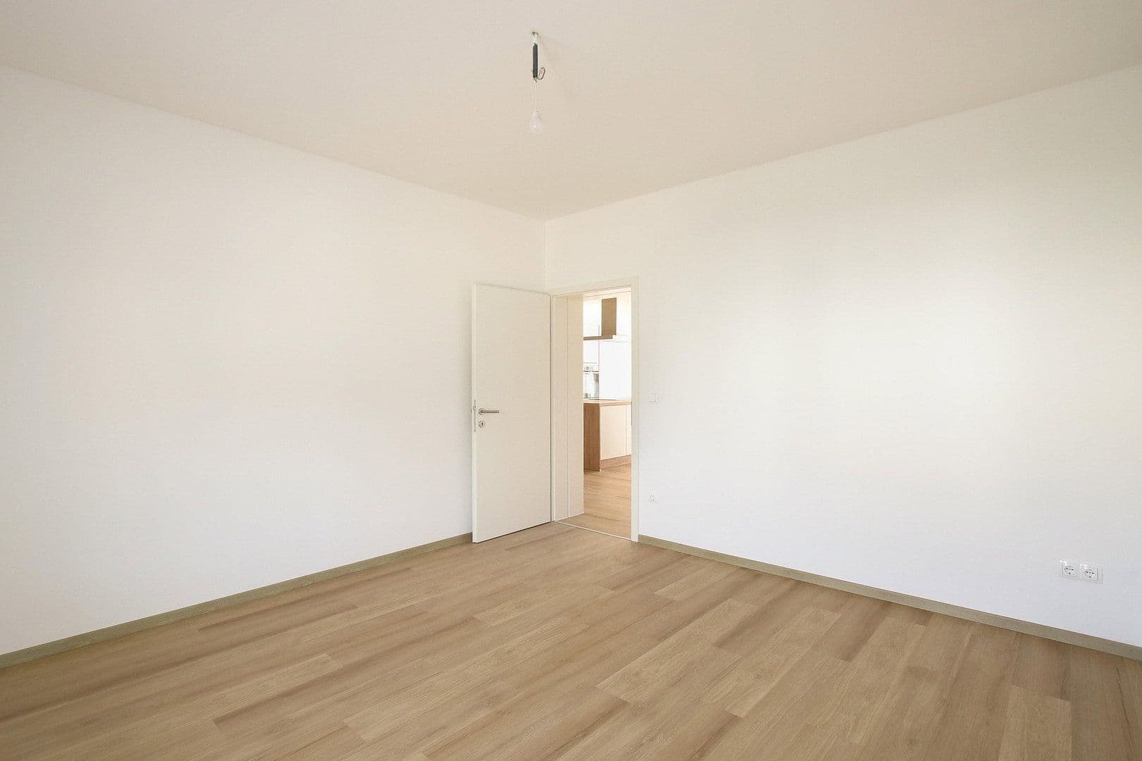 Prenájom bytu 4-izbový 98 m², St.Pölten, Dolné Rakúsko Prenájom bytu 4-izbový 98 m², St.Pölten, Dolné Rakúsko