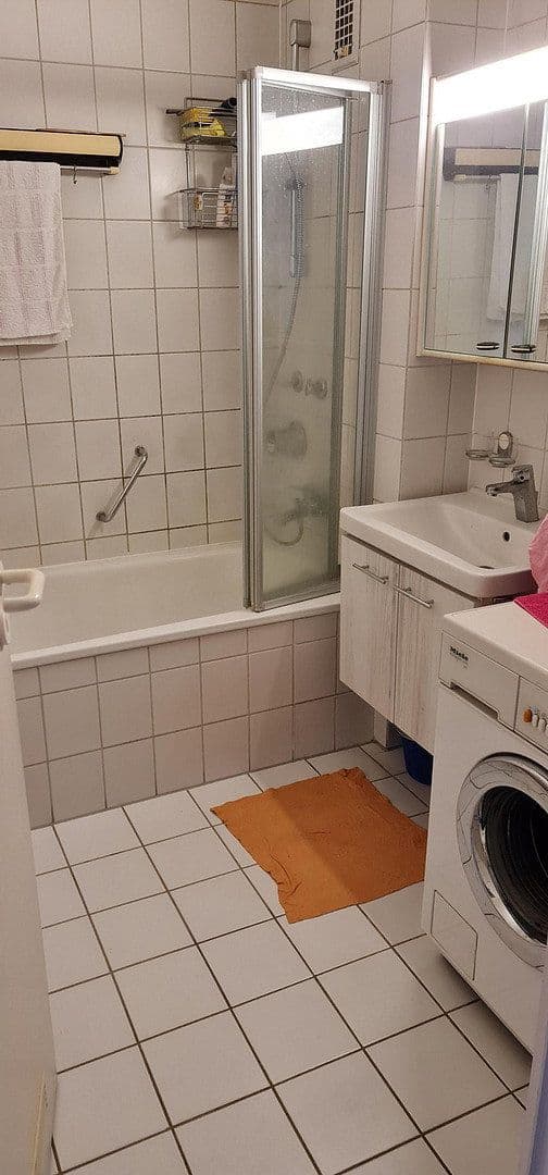 Prenájom bytu 3-izbový 85 m², Zirndorfer Straße 5, Oberasbach, Bavorsko Prenájom bytu 3-izbový 85 m², Zirndorfer Straße 5, Oberasbach, Bavorsko