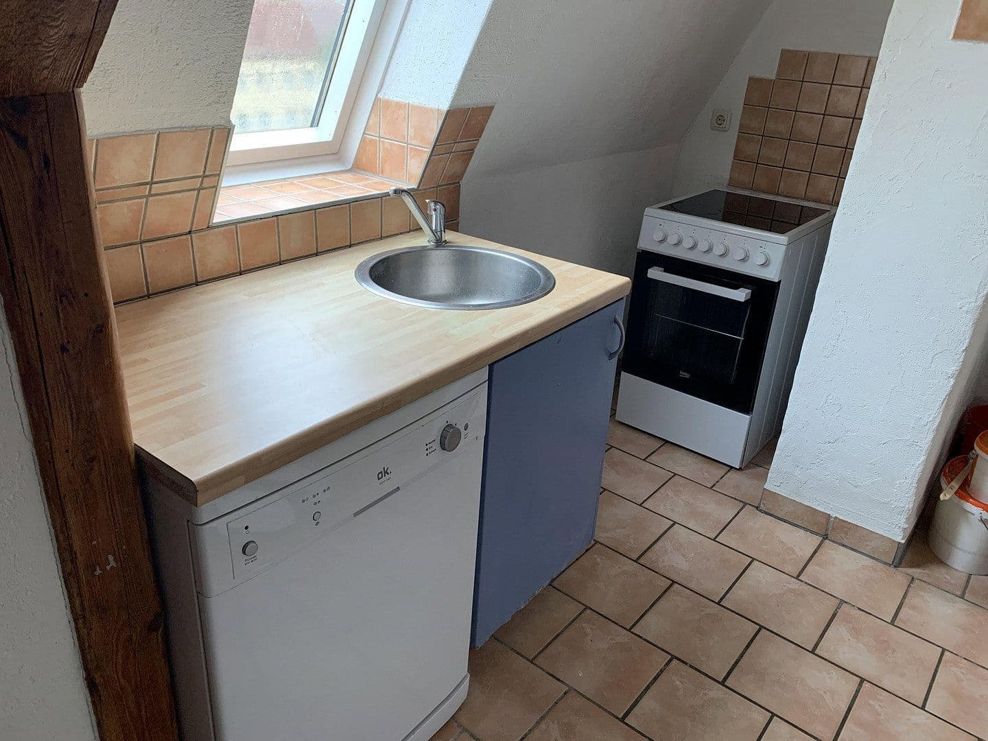Prenájom bytu 2-izbový 50 m², Dornburger Str.46, Jena, Durínsko Prenájom bytu 2-izbový 50 m², Dornburger Str.46, Jena, Durínsko