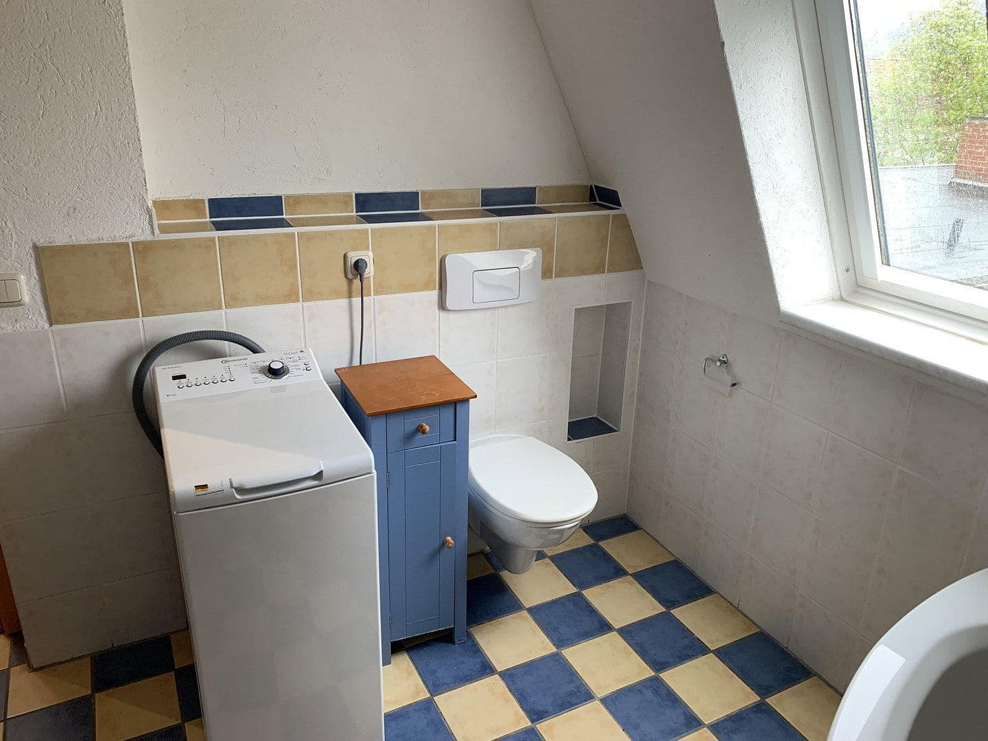 Prenájom bytu 2-izbový 50 m², Dornburger Str.46, Jena, Durínsko Prenájom bytu 2-izbový 50 m², Dornburger Str.46, Jena, Durínsko