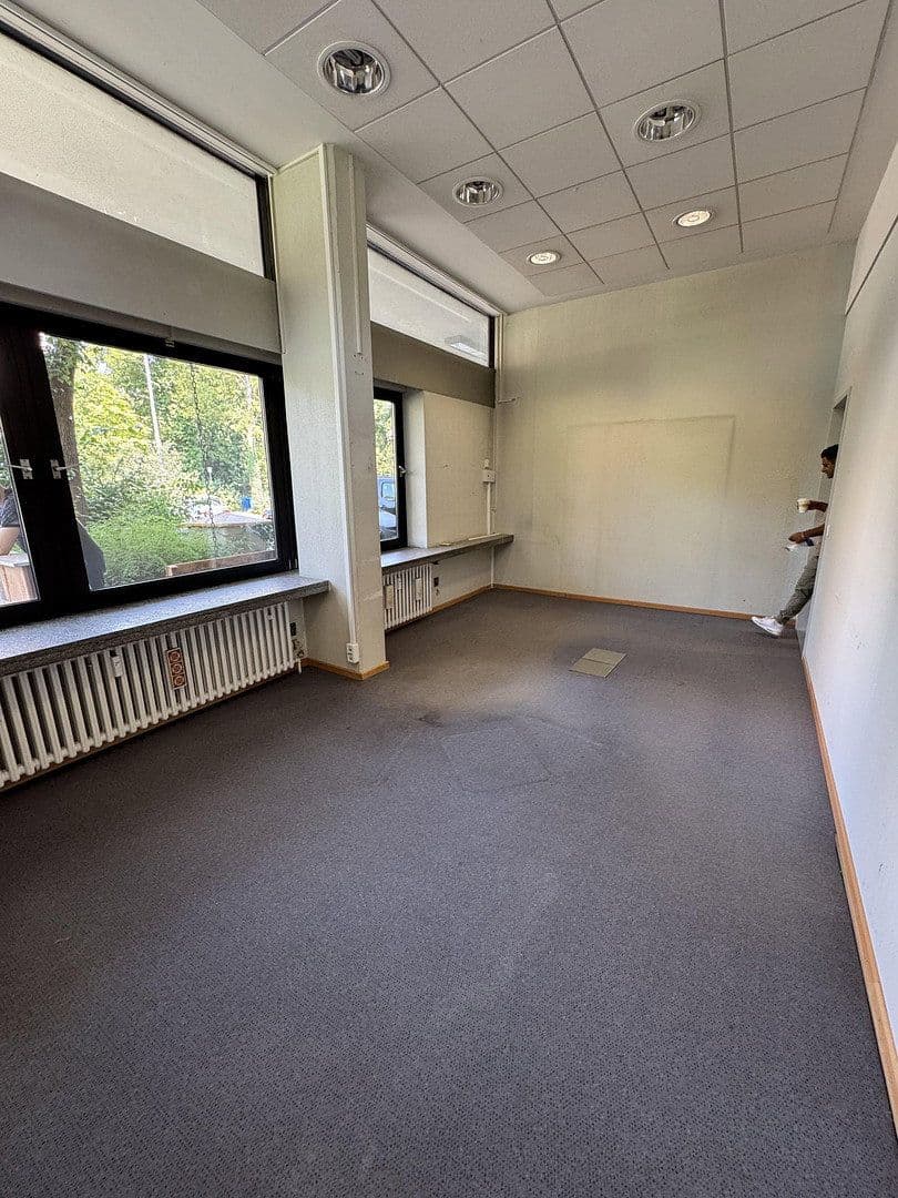 Prenájom kancelárie 170 m², Alleestrasse 6, Neustadt an der Aisch, Bavorsko Prenájom kancelárie 170 m², Alleestrasse 6, Neustadt an der Aisch, Bavorsko