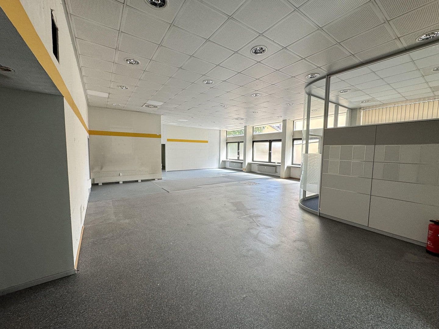 Prenájom kancelárie 170 m², Alleestrasse 6, Neustadt an der Aisch, Bavorsko Prenájom kancelárie 170 m², Alleestrasse 6, Neustadt an der Aisch, Bavorsko