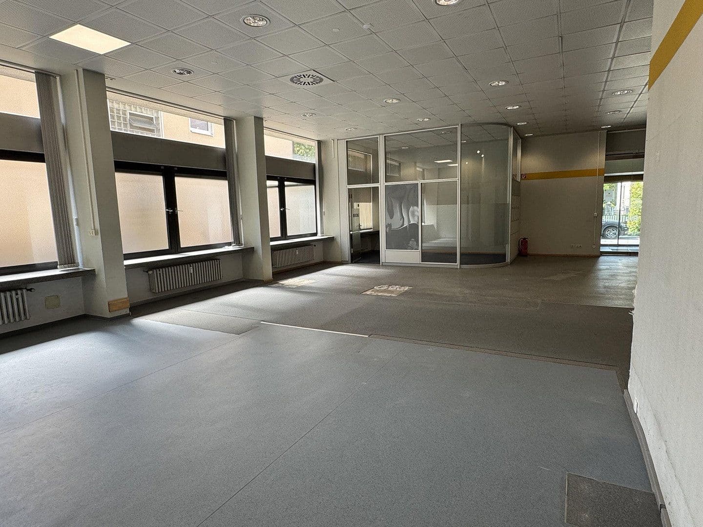 Prenájom kancelárie 170 m², Alleestrasse 6, Neustadt an der Aisch, Bavorsko Prenájom kancelárie 170 m², Alleestrasse 6, Neustadt an der Aisch, Bavorsko