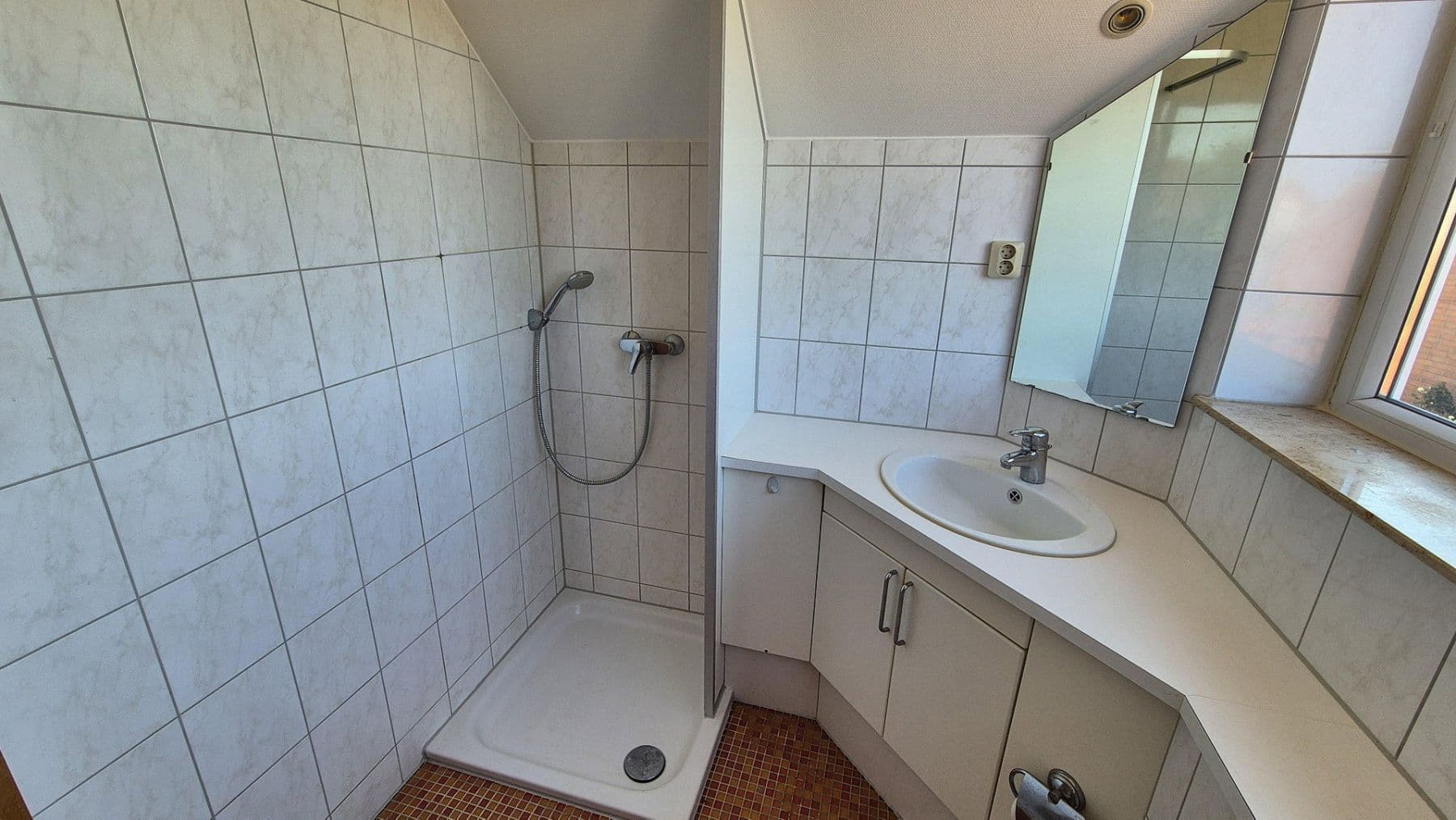Prenájom bytu 2-izbový 51 m², Schwerin, Meklenbursko-Predpomoransko Prenájom bytu 2-izbový 51 m², Schwerin, Meklenbursko-Predpomoransko