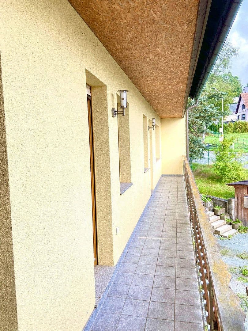 Prenájom bytu 4-izbový 120 m², Bad Steben, Bavorsko Prenájom bytu 4-izbový 120 m², Bad Steben, Bavorsko