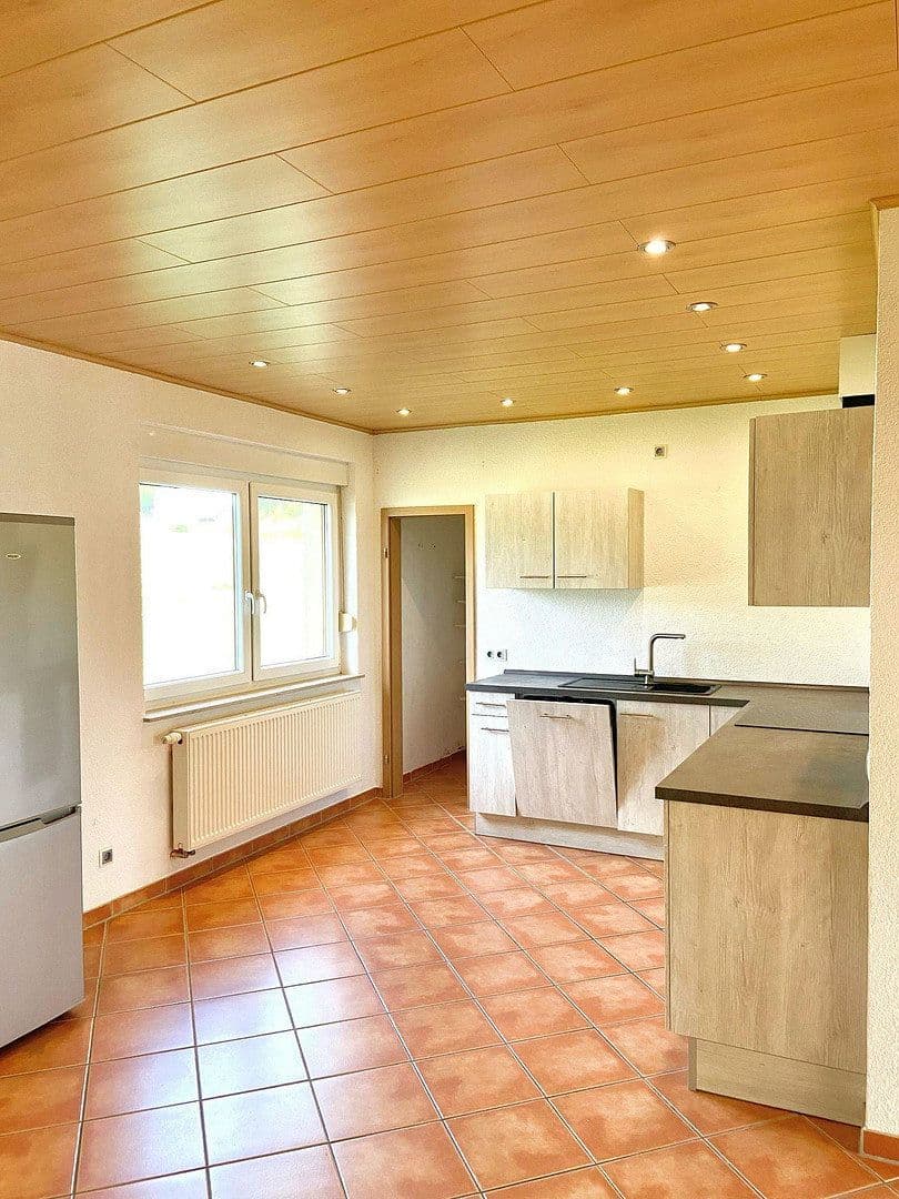 Prenájom bytu 4-izbový 120 m², Bad Steben, Bavorsko Prenájom bytu 4-izbový 120 m², Bad Steben, Bavorsko