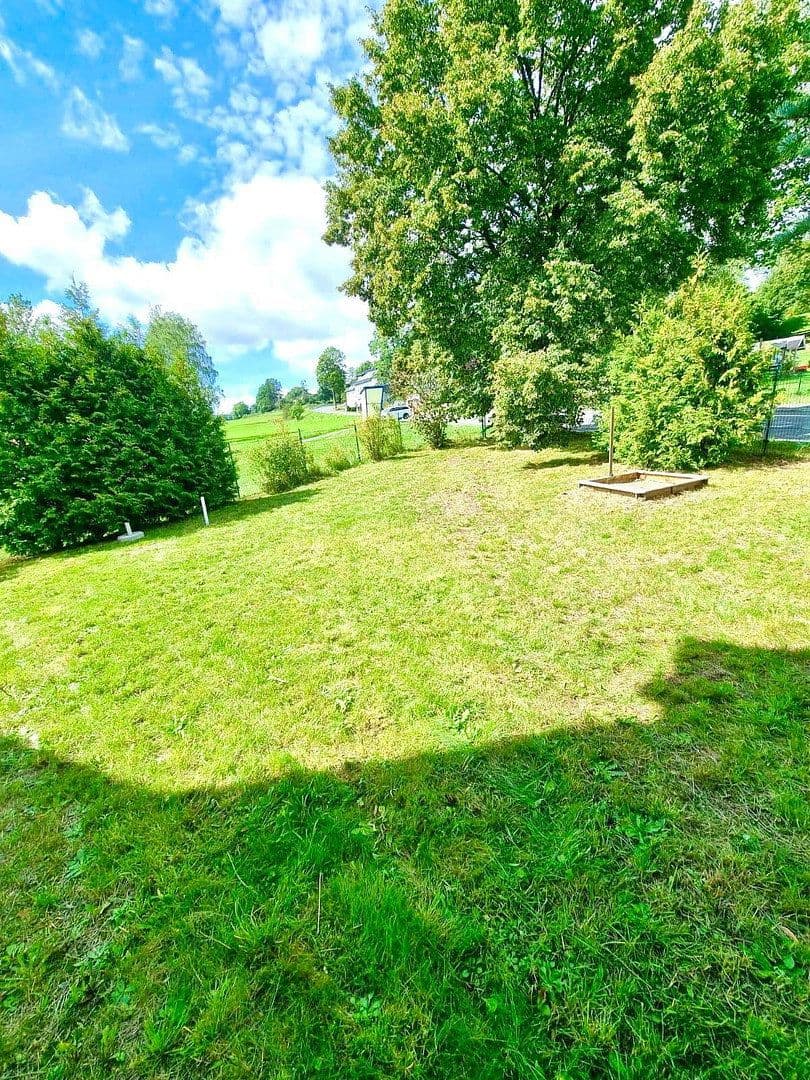 Prenájom bytu 4-izbový 120 m², Bad Steben, Bavorsko Prenájom bytu 4-izbový 120 m², Bad Steben, Bavorsko