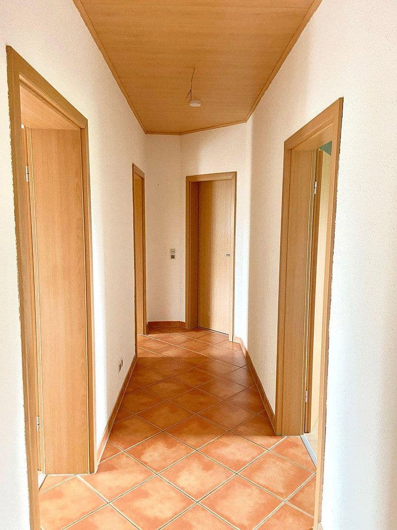 Prenájom bytu 4-izbový 120 m², Bad Steben, Bavorsko Prenájom bytu 4-izbový 120 m², Bad Steben, Bavorsko