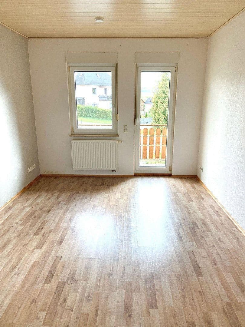 Prenájom bytu 4-izbový 120 m², Bad Steben, Bavorsko Prenájom bytu 4-izbový 120 m², Bad Steben, Bavorsko