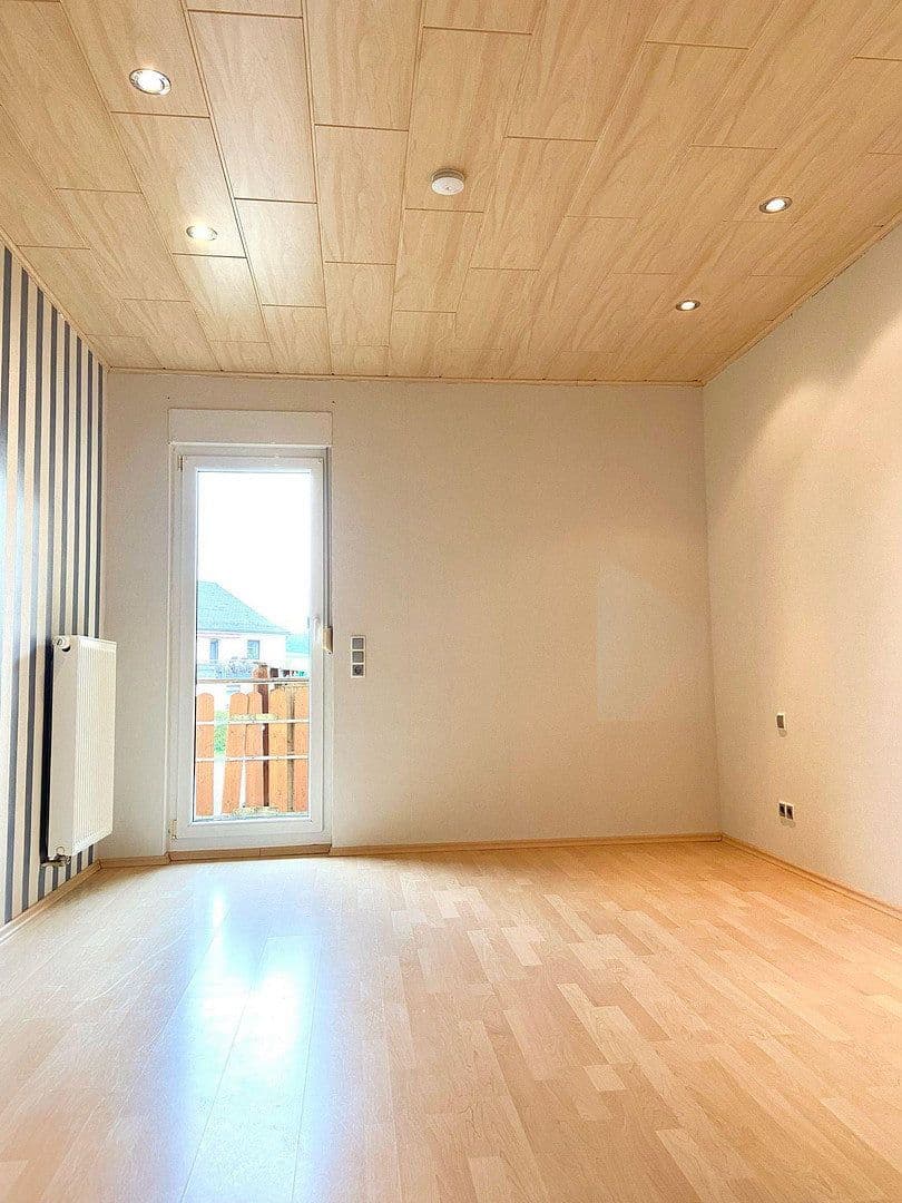 Prenájom bytu 4-izbový 120 m², Bad Steben, Bavorsko Prenájom bytu 4-izbový 120 m², Bad Steben, Bavorsko