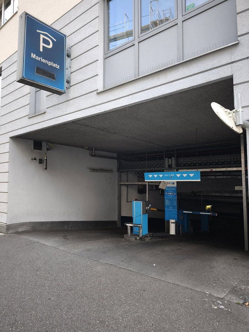 Prenájom kancelárie 166 m², Marienplatz 8, Stuttgart, Bádensko-Wurttembersko Prenájom kancelárie 166 m², Marienplatz 8, Stuttgart, Bádensko-Wurttembersko