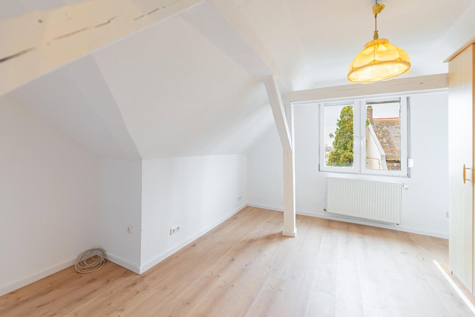 Prenájom bytu 3-izbový 80 m², Konradstr., Nürnberg, Bavorsko Prenájom bytu 3-izbový 80 m², Konradstr., Nürnberg, Bavorsko