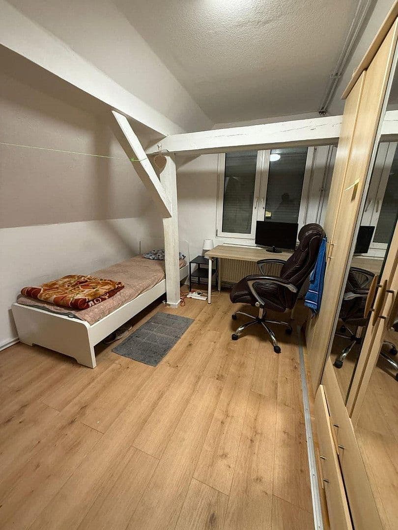 Prenájom bytu 3-izbový 80 m², Konradstr., Nürnberg, Bavorsko Prenájom bytu 3-izbový 80 m², Konradstr., Nürnberg, Bavorsko