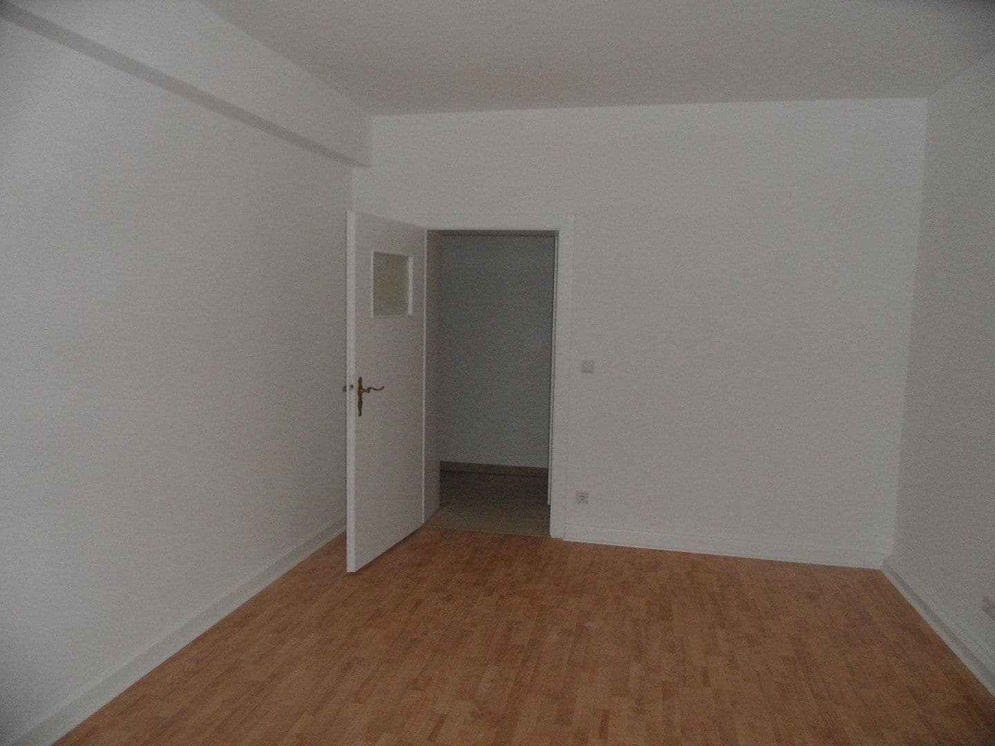 Prenájom bytu 2-izbový 61 m², Düsseldorf, Severné Porýnie - Westfálsko Prenájom bytu 2-izbový 61 m², Düsseldorf, Severné Porýnie - Westfálsko