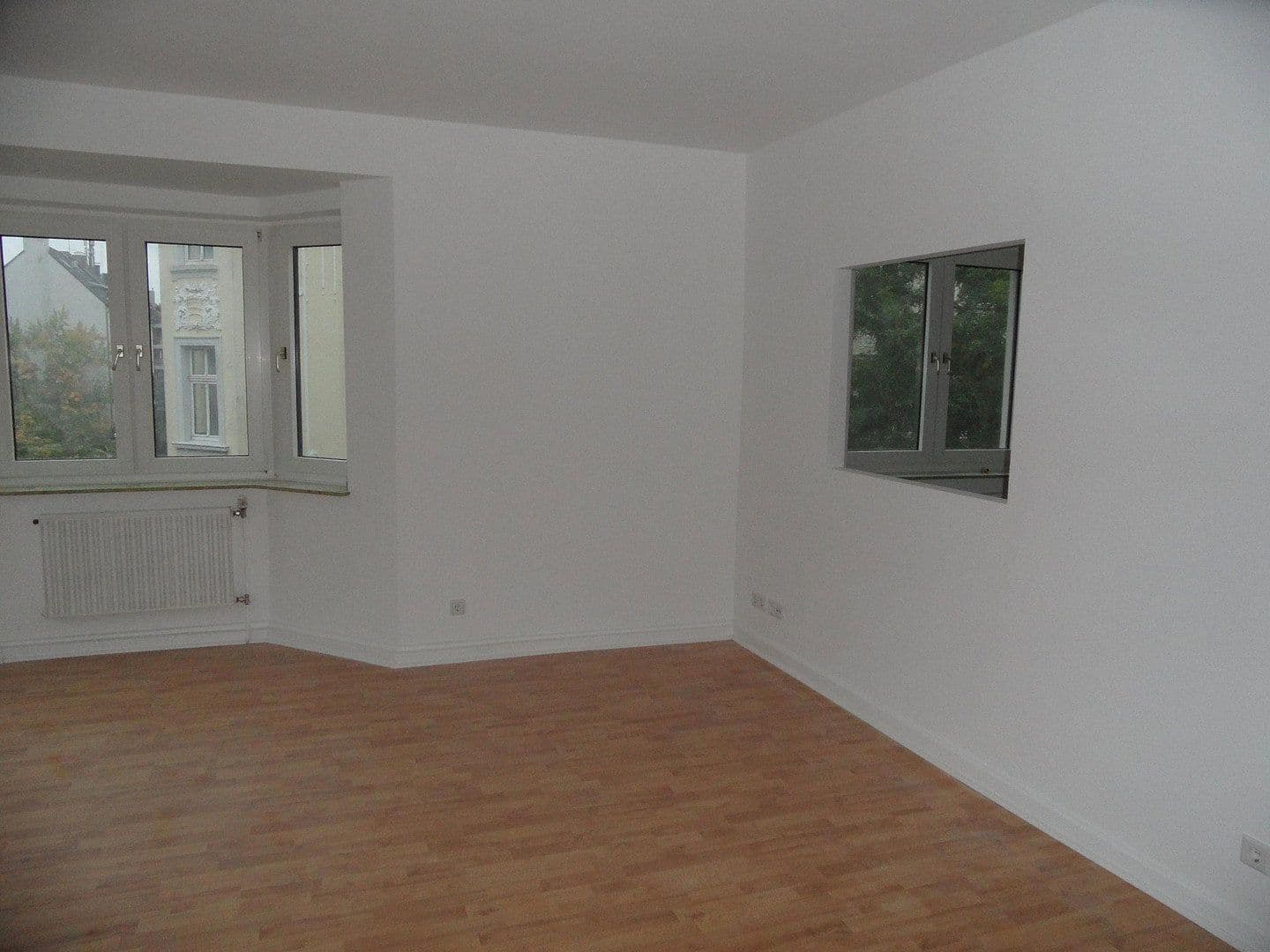 Prenájom bytu 2-izbový 61 m², Düsseldorf, Severné Porýnie - Westfálsko Prenájom bytu 2-izbový 61 m², Düsseldorf, Severné Porýnie - Westfálsko