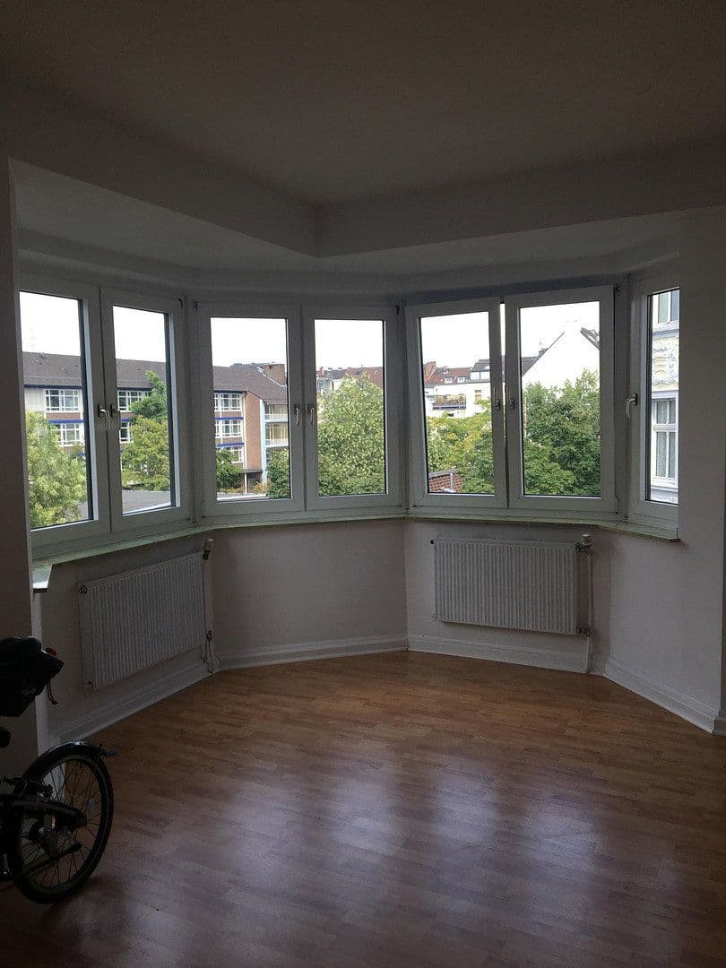 Prenájom bytu 2-izbový 61 m², Düsseldorf, Severné Porýnie - Westfálsko Prenájom bytu 2-izbový 61 m², Düsseldorf, Severné Porýnie - Westfálsko