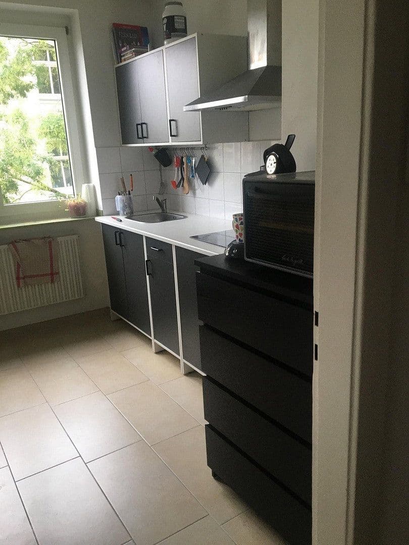 Prenájom bytu 2-izbový 61 m², Düsseldorf, Severné Porýnie - Westfálsko Prenájom bytu 2-izbový 61 m², Düsseldorf, Severné Porýnie - Westfálsko