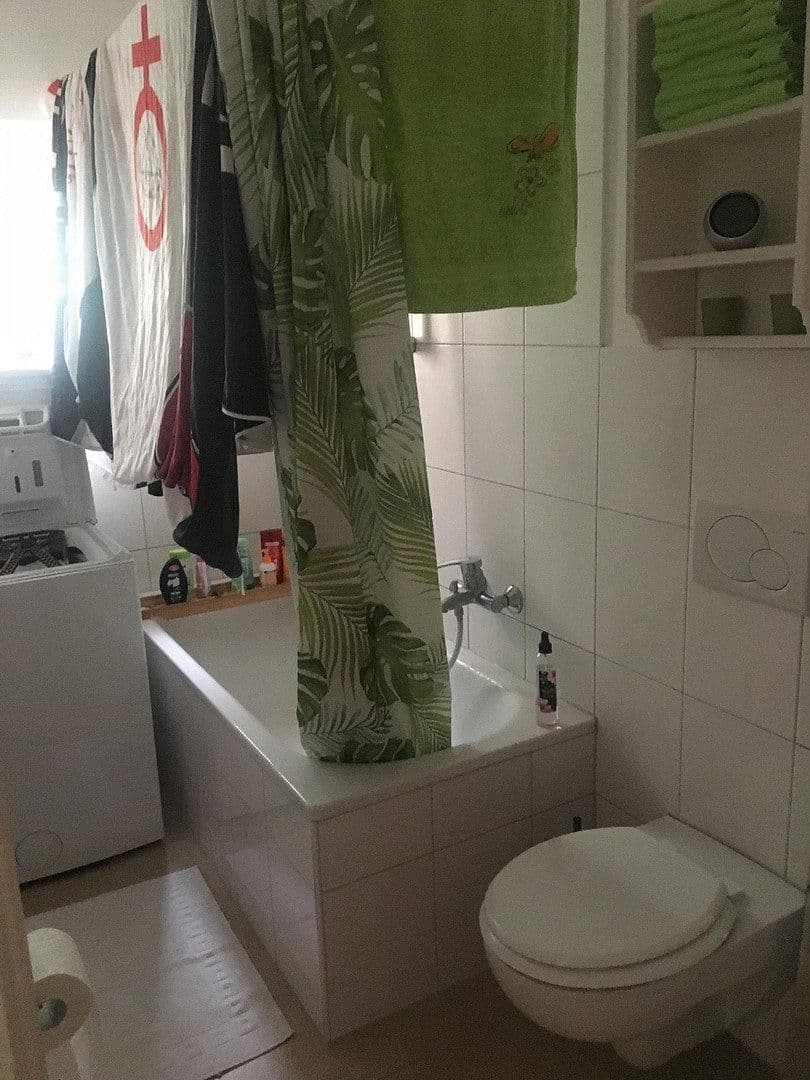 Prenájom bytu 2-izbový 61 m², Düsseldorf, Severné Porýnie - Westfálsko Prenájom bytu 2-izbový 61 m², Düsseldorf, Severné Porýnie - Westfálsko