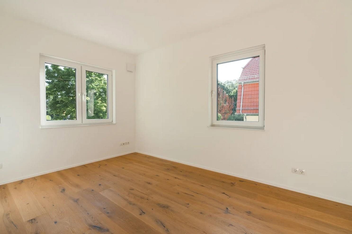 Predaj domu 143 m², pozemek 350 m², Seepromenade 40b, Falkensee, Brandenbursko Predaj domu 143 m², pozemek 350 m², Seepromenade 40b, Falkensee, Brandenbursko