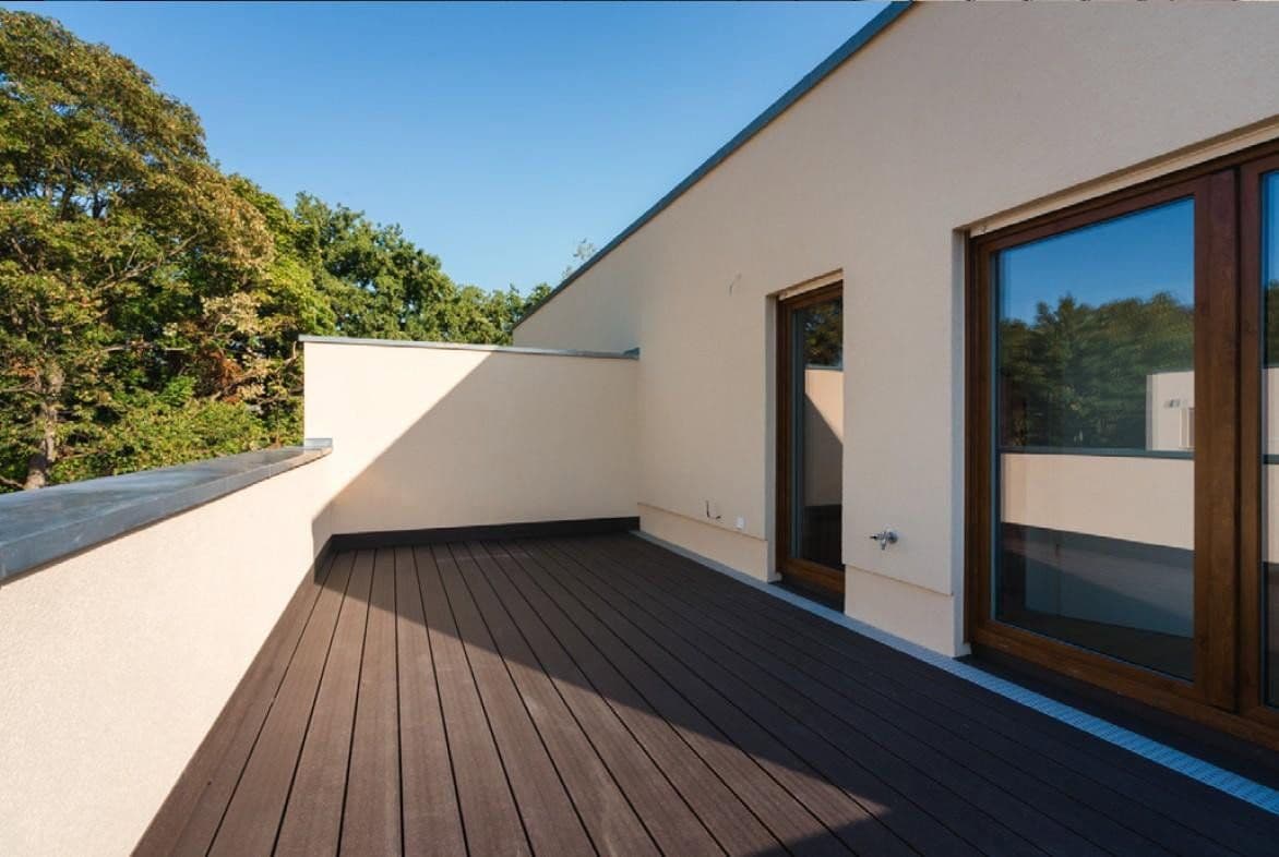 Predaj domu 143 m², pozemek 350 m², Seepromenade 40b, Falkensee, Brandenbursko Predaj domu 143 m², pozemek 350 m², Seepromenade 40b, Falkensee, Brandenbursko