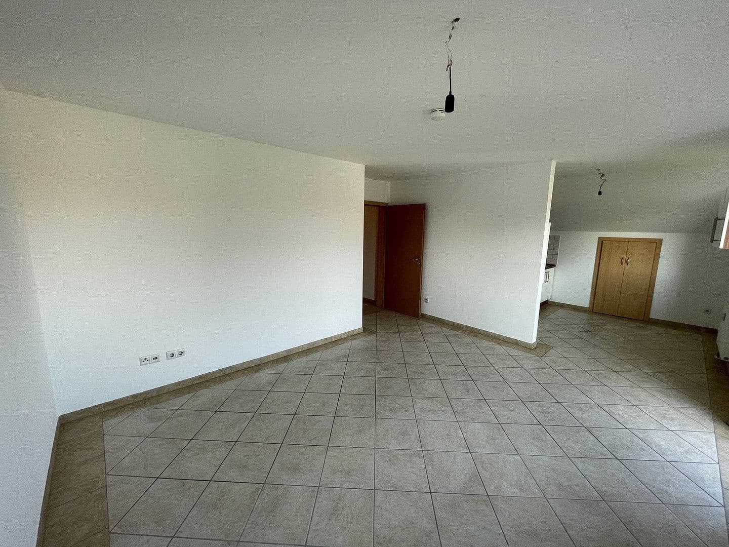 Prenájom bytu 3-izbový 58 m², Hofkirchen, Bavorsko Prenájom bytu 3-izbový 58 m², Hofkirchen, Bavorsko