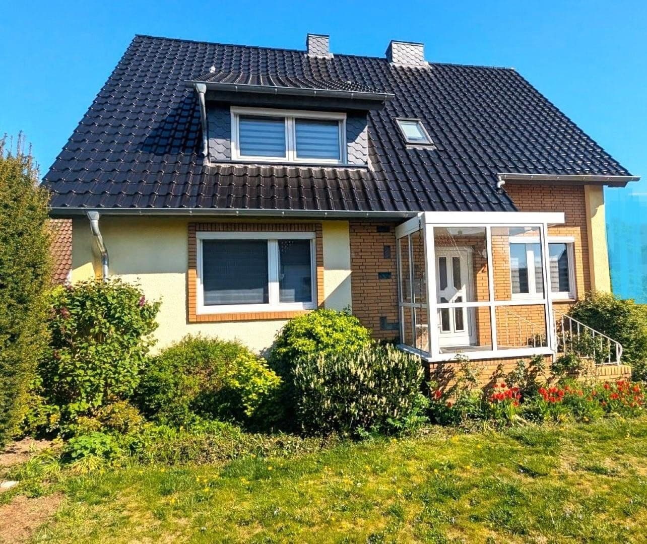 Predaj domu 123 m², pozemek 1.000 m², Lehrte, Dolné Sasko Predaj domu 123 m², pozemek 1.000 m², Lehrte, Dolné Sasko