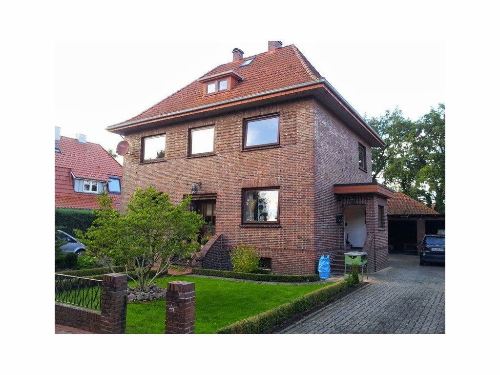 Predaj domu 150 m², pozemek 567 m², Ulmenstr. 8, Hude (Oldenburg), Dolné Sasko Predaj domu 150 m², pozemek 567 m², Ulmenstr. 8, Hude (Oldenburg), Dolné Sasko