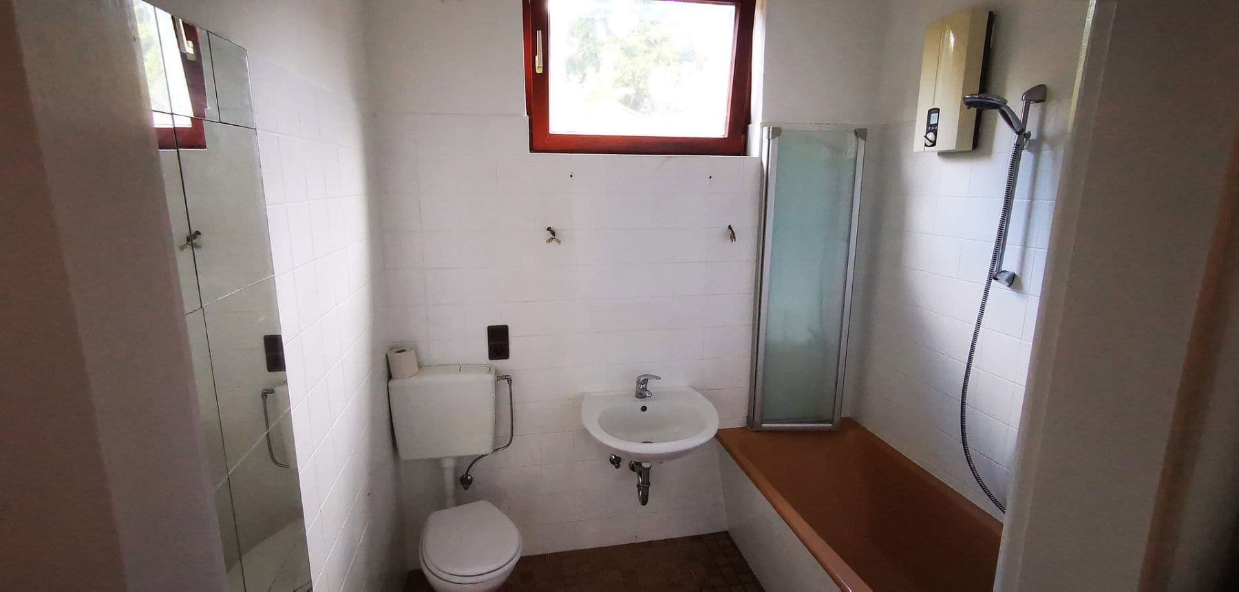 Predaj domu 150 m², pozemek 567 m², Ulmenstr. 8, Hude (Oldenburg), Dolné Sasko Predaj domu 150 m², pozemek 567 m², Ulmenstr. 8, Hude (Oldenburg), Dolné Sasko