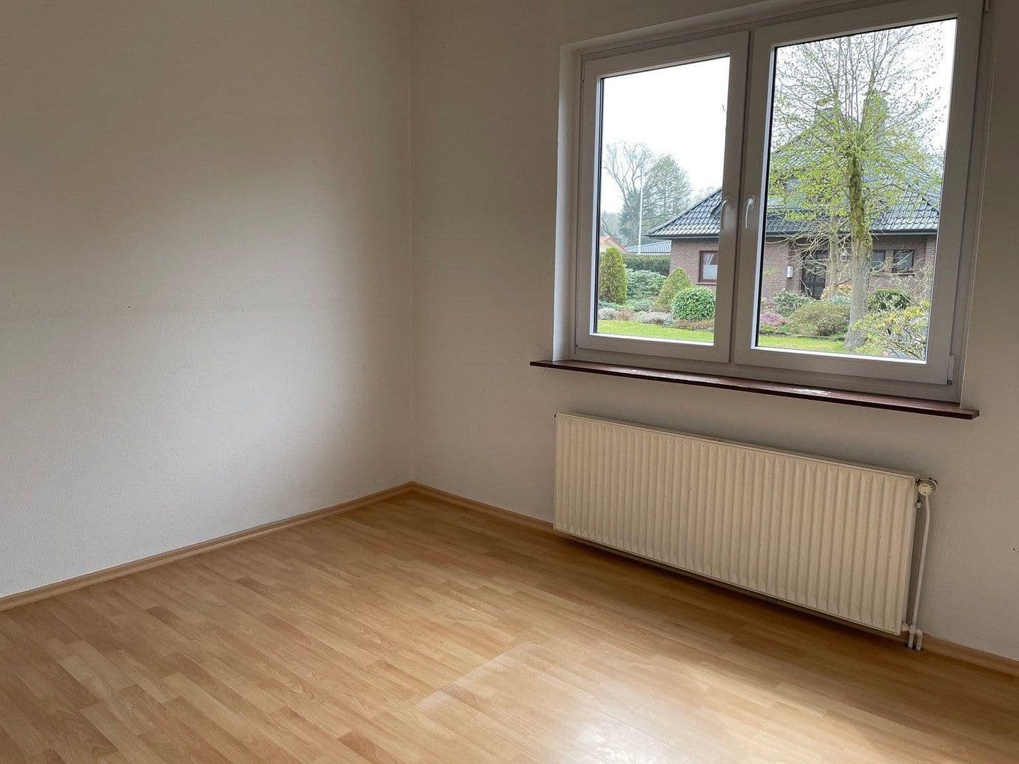 Predaj domu 150 m², pozemek 567 m², Ulmenstr. 8, Hude (Oldenburg), Dolné Sasko Predaj domu 150 m², pozemek 567 m², Ulmenstr. 8, Hude (Oldenburg), Dolné Sasko