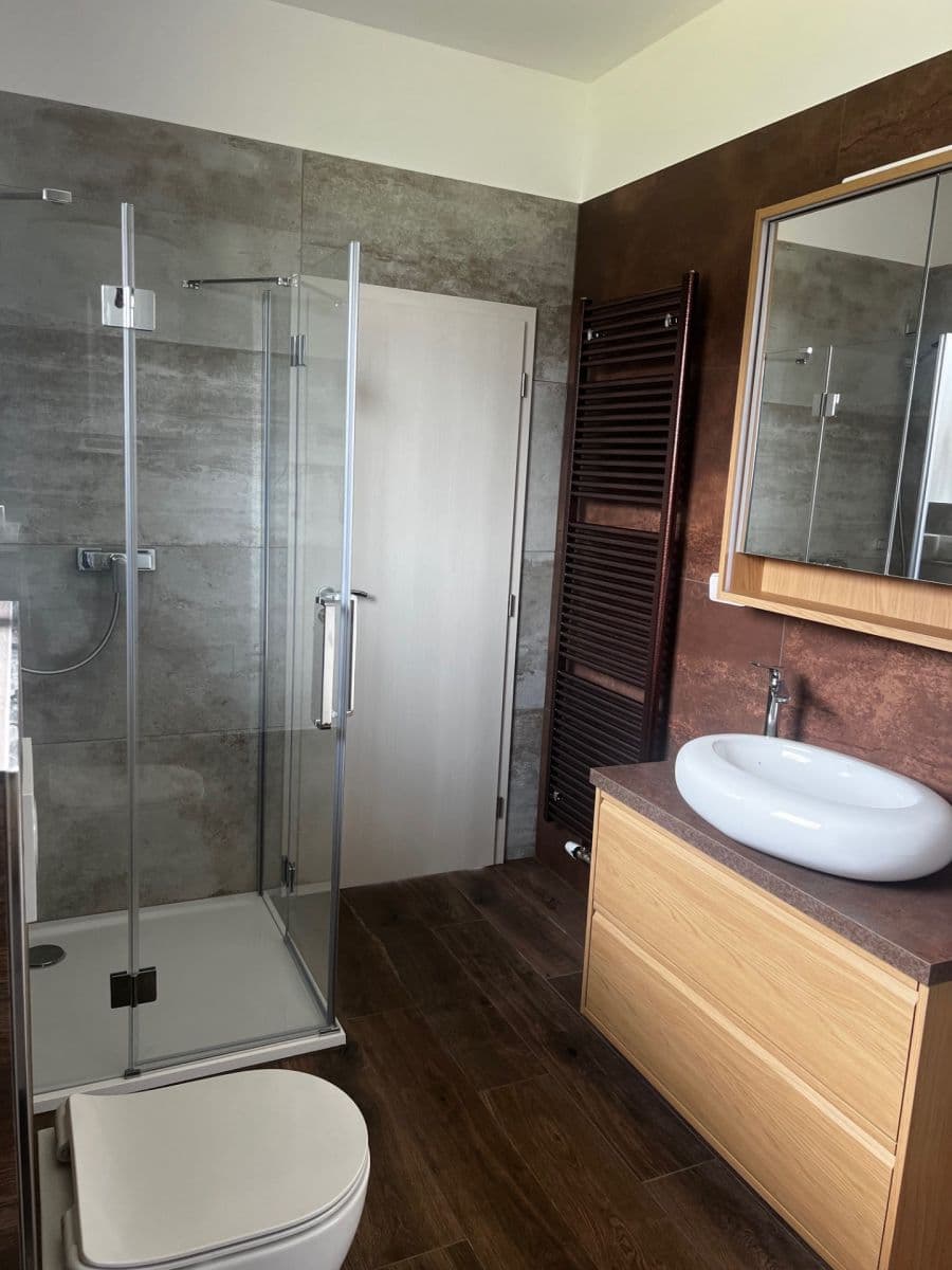 Prenájom bytu 1-izbový 47 m², Chýňská, Červený Újezd, Středočeský kraj Prenájom bytu 1-izbový 47 m², Chýňská, Červený Újezd, Středočeský kraj