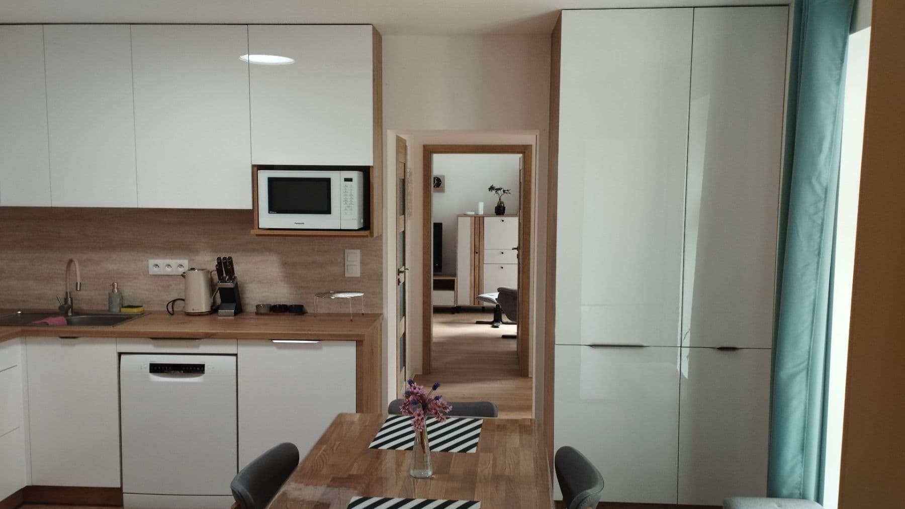 Prenájom bytu 2-izbový 56 m², Sládkovičova, Prešov, Prešovský kraj Prenájom bytu 2-izbový 56 m², Sládkovičova, Prešov, Prešovský kraj