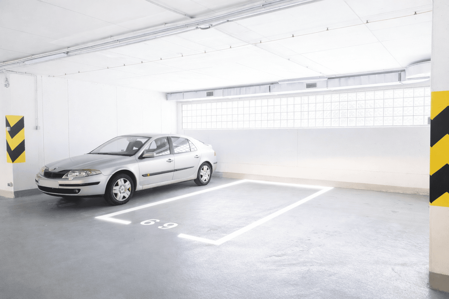 Prenájom bytu 3-izbový 77 m², Tupolevova, Praha, Praha Prenájom bytu 3-izbový 77 m², Tupolevova, Praha, Praha