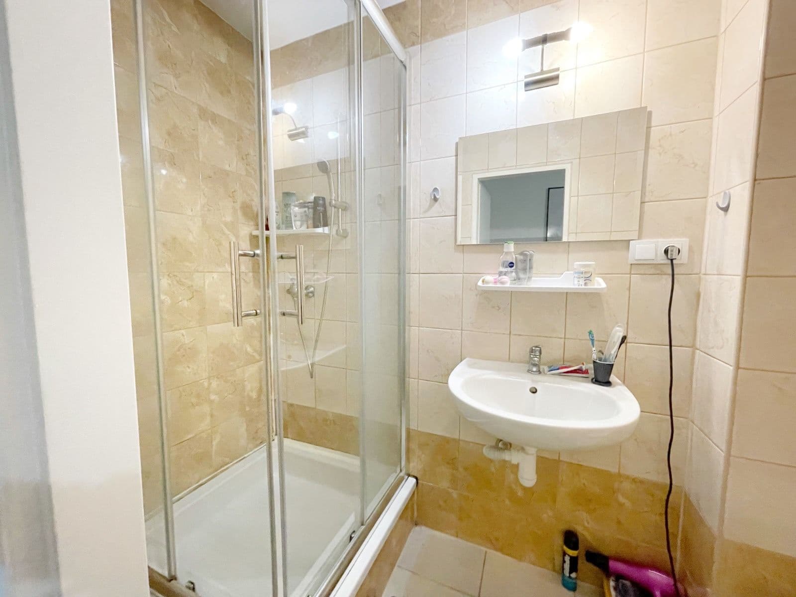 Prenájom bytu 1-izbový 42 m², Husitská, Praha, Praha Prenájom bytu 1-izbový 42 m², Husitská, Praha, Praha