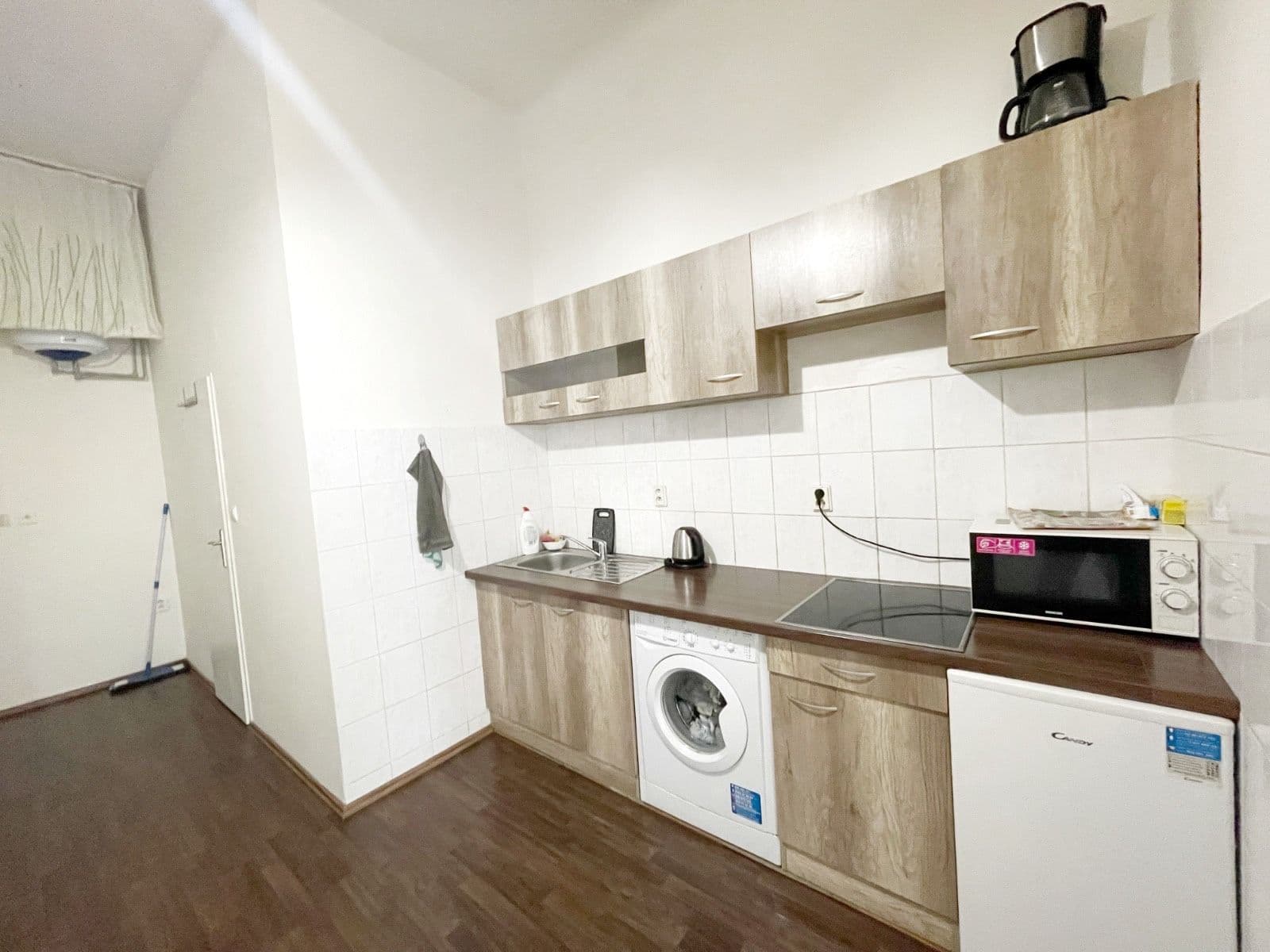 Prenájom bytu 1-izbový 42 m², Husitská, Praha, Praha Prenájom bytu 1-izbový 42 m², Husitská, Praha, Praha