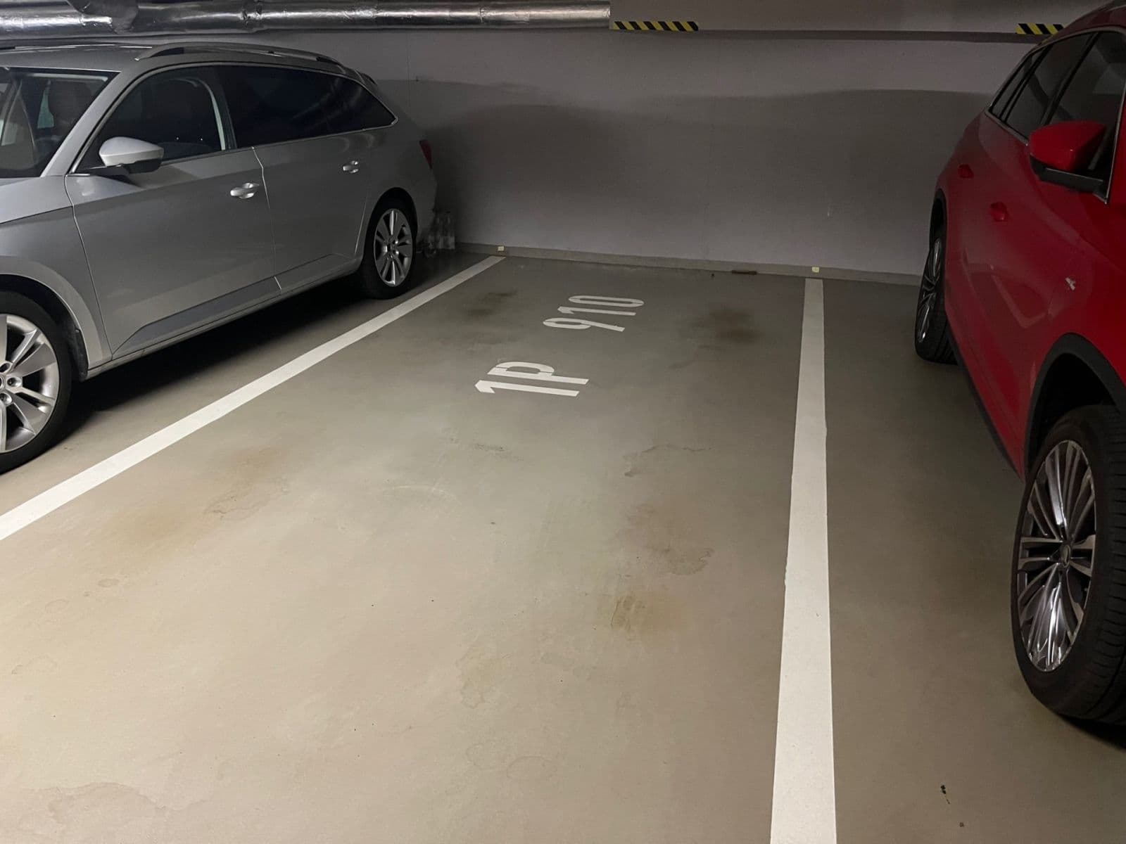 Prenájom bytu 3-izbový 100 m², Vacínovská, Praha, Praha Prenájom bytu 3-izbový 100 m², Vacínovská, Praha, Praha