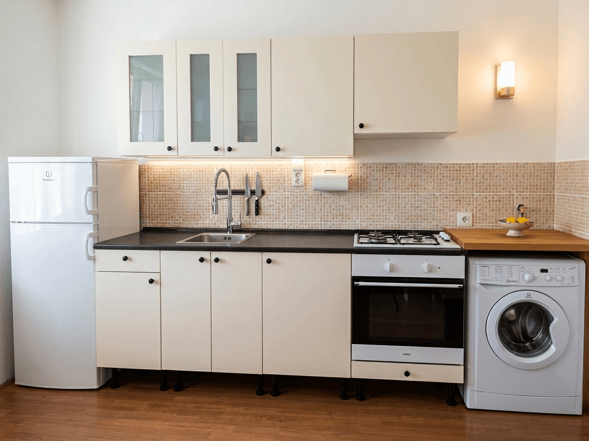 Prenájom bytu 1-izbový 40 m², Kadnárova, Rača, Bratislavský kraj Prenájom bytu 1-izbový 40 m², Kadnárova, Rača, Bratislavský kraj