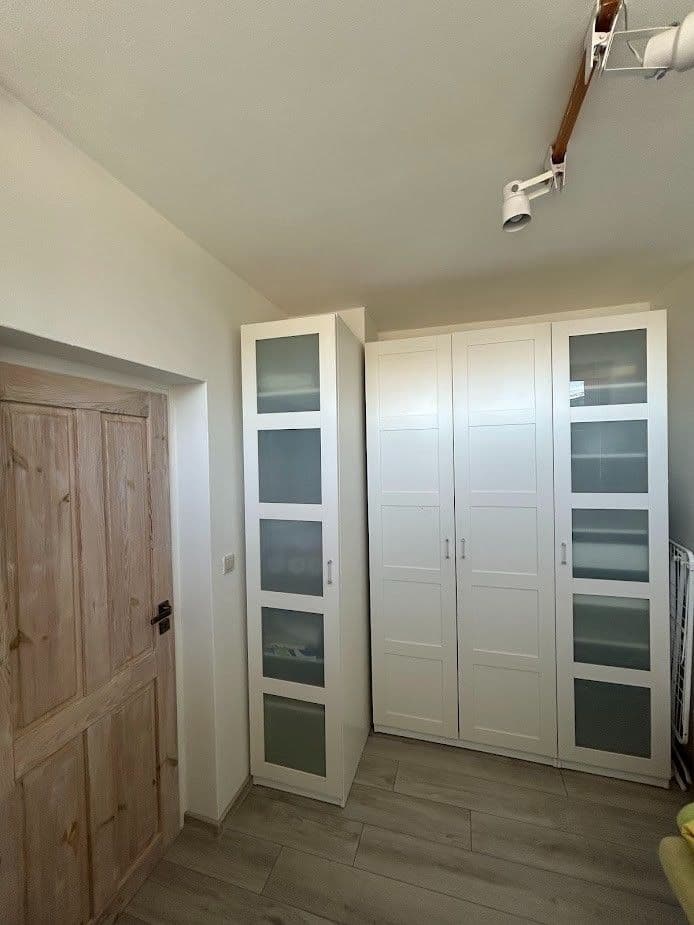 Prenájom bytu 2-izbový 36 m², Hlinská, Žilina, Žilinský kraj Prenájom bytu 2-izbový 36 m², Hlinská, Žilina, Žilinský kraj