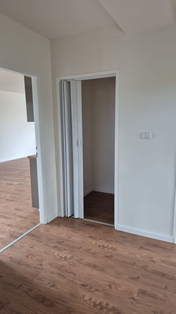 Prenájom domu 180 m², pozemek 700 m², Zelená, Bohumín, Moravskoslezský kraj Prenájom domu 180 m², pozemek 700 m², Zelená, Bohumín, Moravskoslezský kraj
