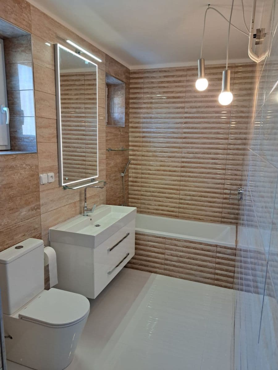 Prenájom domu 180 m², pozemek 700 m², Zelená, Bohumín, Moravskoslezský kraj Prenájom domu 180 m², pozemek 700 m², Zelená, Bohumín, Moravskoslezský kraj