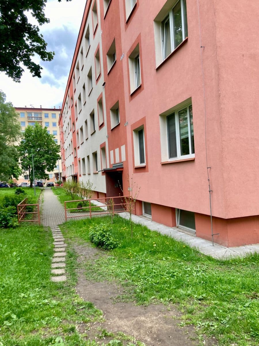 Predaj bytu 2-izbový 53 m², Dukelských hrdinů, Ústí nad Labem, Ústecký kraj Predaj bytu 2-izbový 53 m², Dukelských hrdinů, Ústí nad Labem, Ústecký kraj