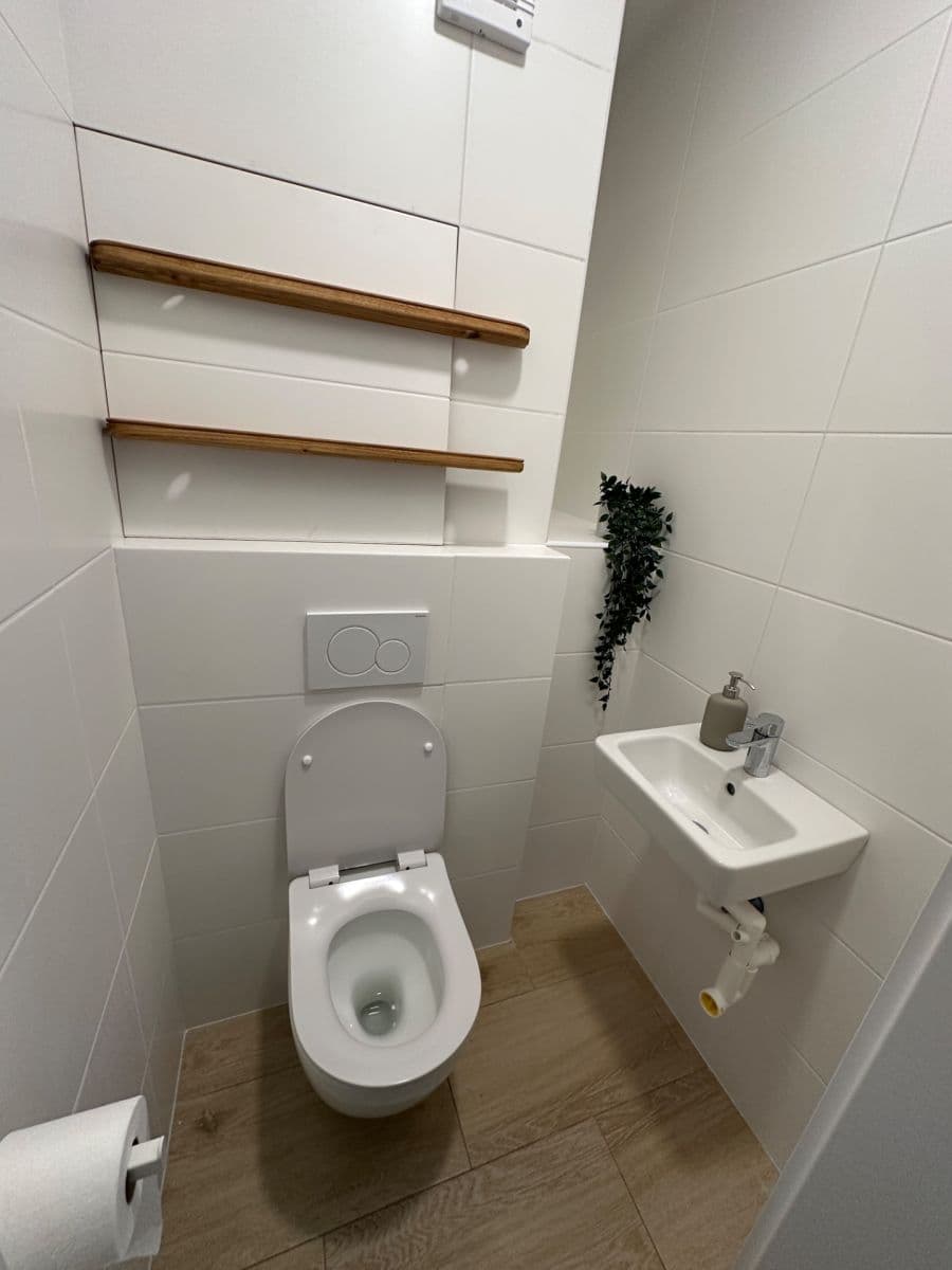 Predaj bytu 5-izbový 83 m², Jesenická, Břidličná, Moravskoslezský kraj Predaj bytu 5-izbový 83 m², Jesenická, Břidličná, Moravskoslezský kraj