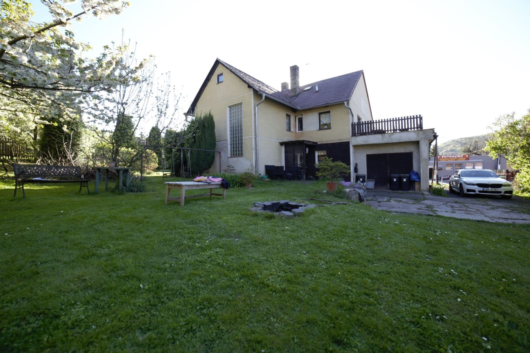 Predaj domu 301 m², pozemek 1.038 m², Huntířov, Ústecký kraj Predaj domu 301 m², pozemek 1.038 m², Huntířov, Ústecký kraj