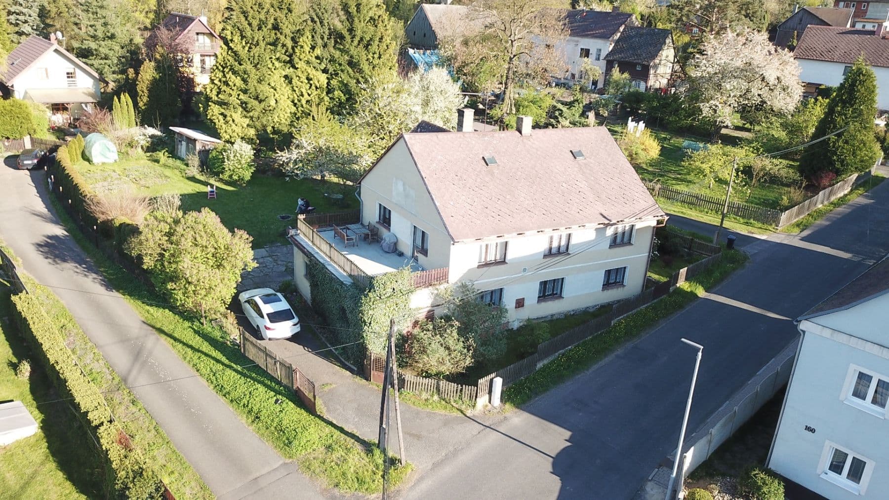 Predaj domu 301 m², pozemek 1.038 m², Huntířov, Ústecký kraj Predaj domu 301 m², pozemek 1.038 m², Huntířov, Ústecký kraj