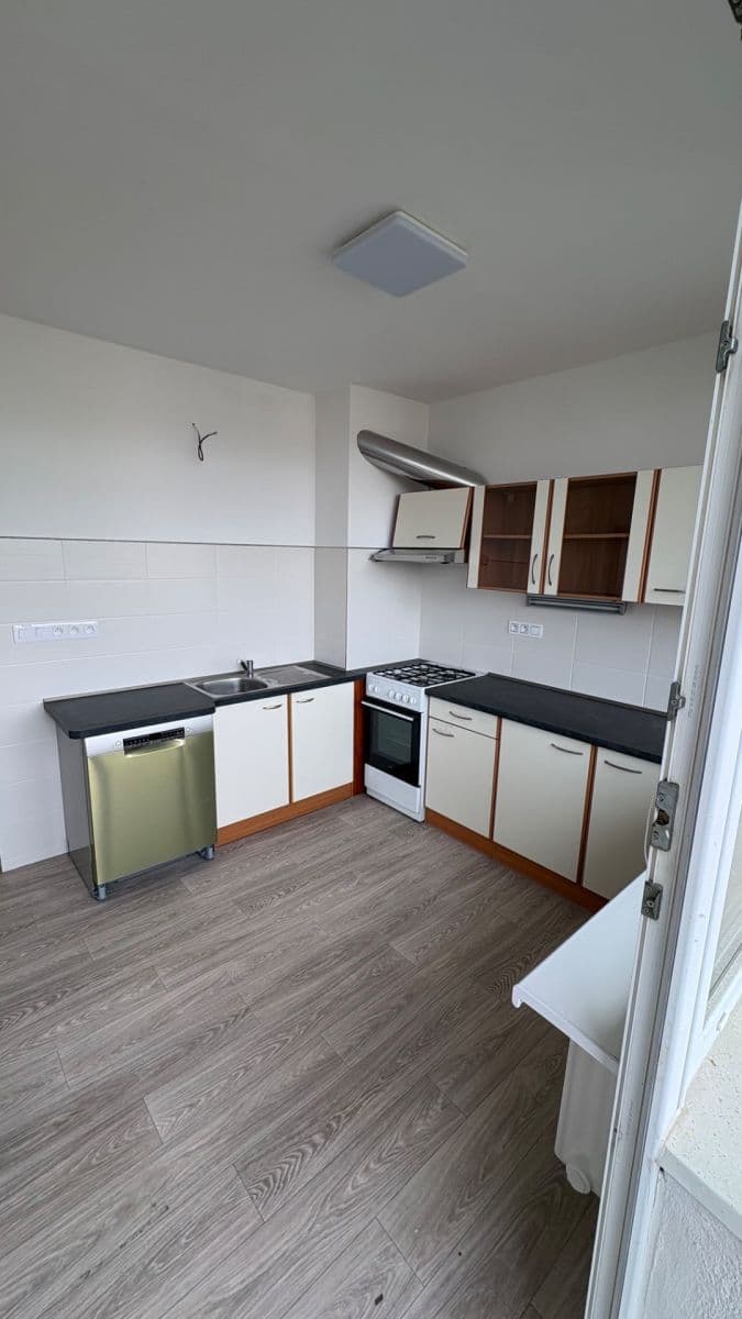 Prenájom bytu 2-izbový 56 m², Karla Čapka, Děčín, Ústecký kraj Prenájom bytu 2-izbový 56 m², Karla Čapka, Děčín, Ústecký kraj