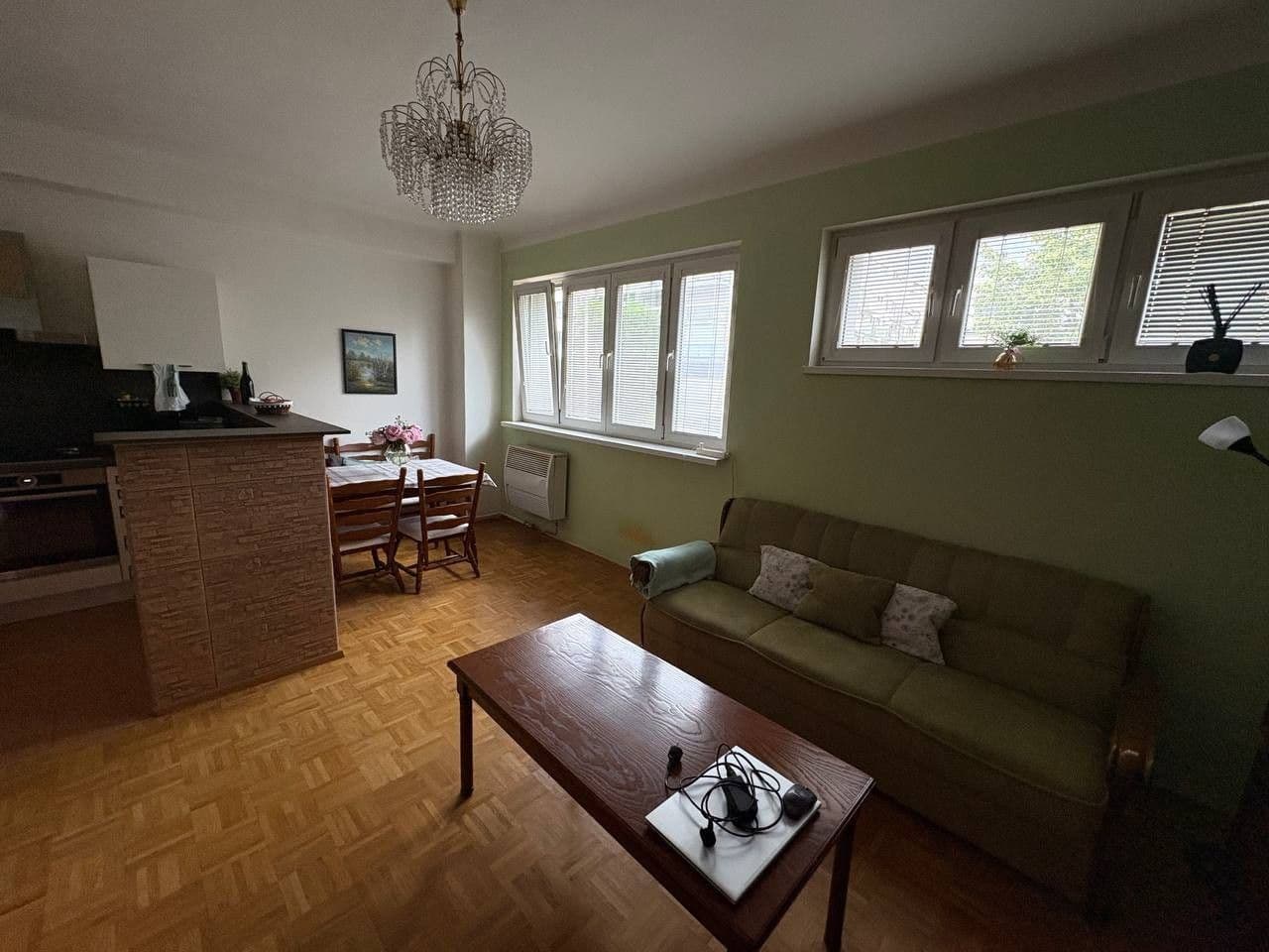 Prenájom bytu 2-izbový 54 m², Osadní, Praha, Praha Prenájom bytu 2-izbový 54 m², Osadní, Praha, Praha