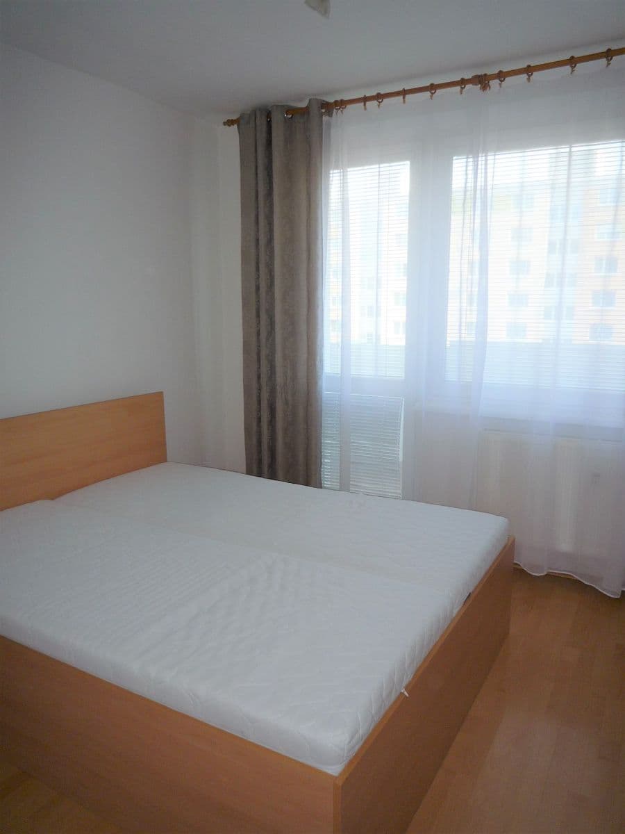 Prenájom bytu 2-izbový 54 m², Sputniková, Ružinov, Bratislavský kraj Prenájom bytu 2-izbový 54 m², Sputniková, Ružinov, Bratislavský kraj